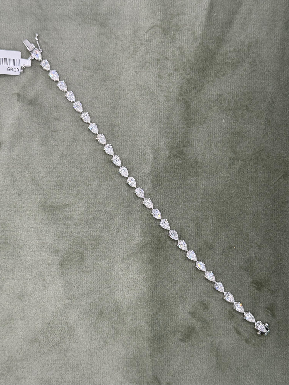 Buy 8.04 CTW Pear-Shaped Lab-Grown Diamond Tennis Bracelet