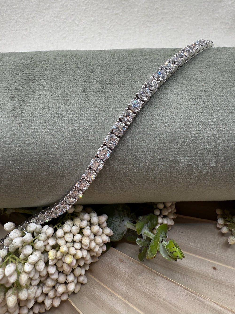 Buy White Gold Tennis Bracelet

