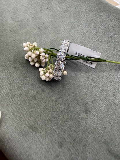 Timeless Brillance 5.00 Carat F/VS Round Cut Diamond Eternity Band in 14K White Gold | Size 4-11